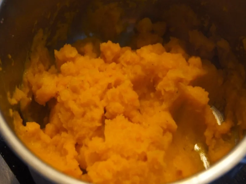 Alaska-Seelachs mit Kürbisstampf und Zuckererbsen - Rezept - Bild Nr. 6785