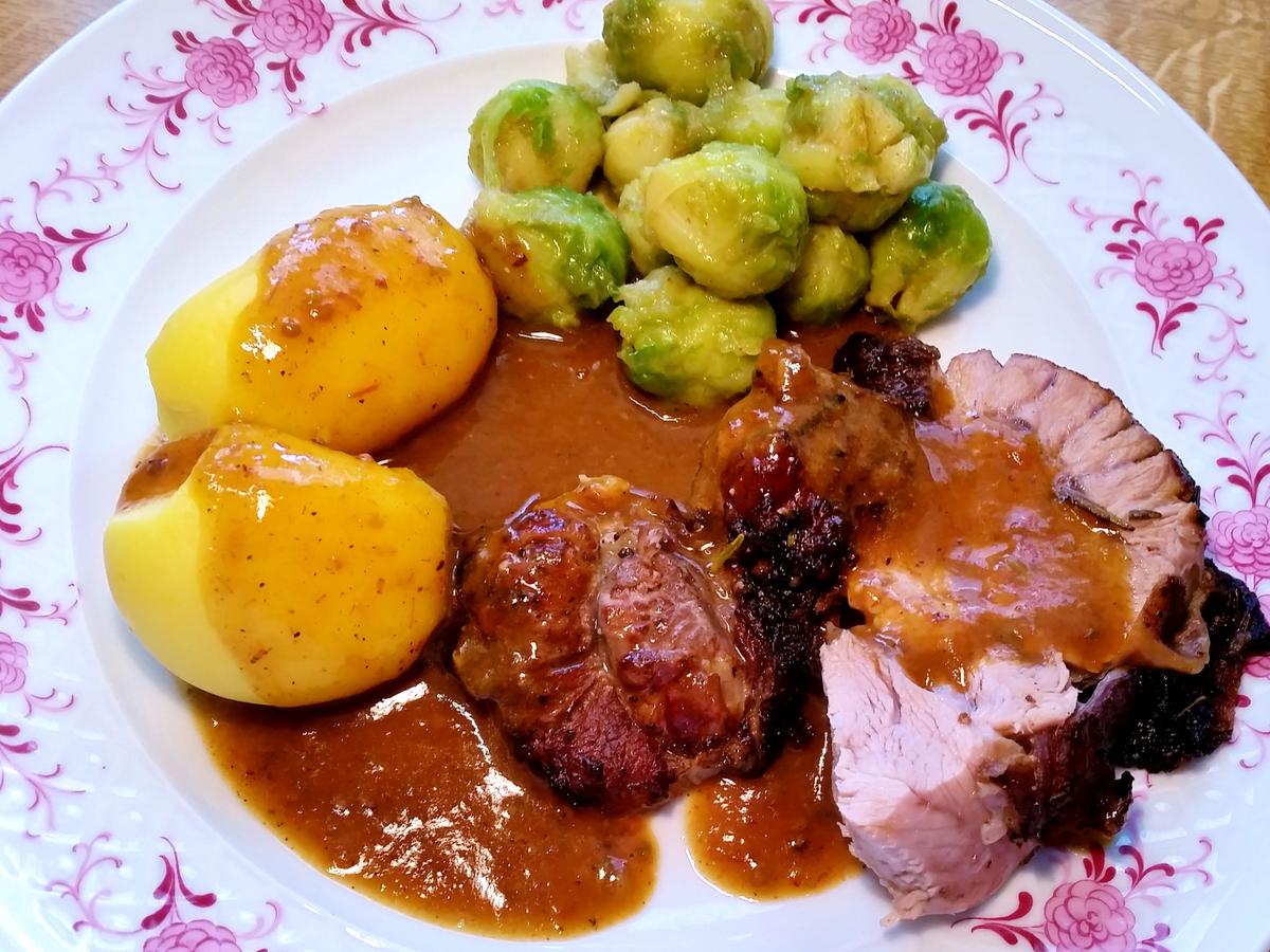 Kalbshaxe im Ganzen geschmort - Rezept mit Bild