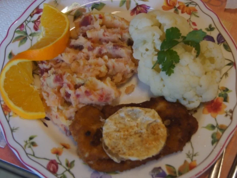 Minutenschnitzel mit Blumenkohl und Rote Beete-Kartoffelstampf - Rezept - Bild Nr. 6777
