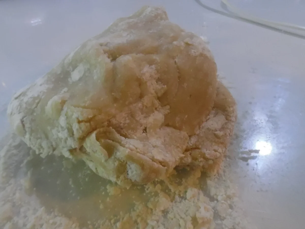 Rezept: Marzipan-Rum-Röllchen Bild Nr. 6786 Marzipan-Rum-Röllchen - Rezept - Bild Nr. 6786