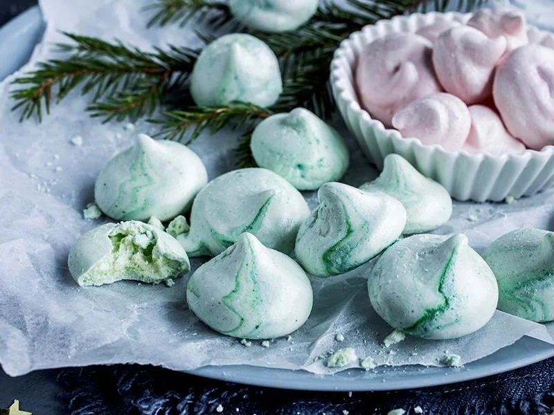 Rezept: BiNe` S BAISER MIT PFEFFERMINZE Bild Nr. 2 BiNe` S BAISER MIT PFEFFERMINZE - Rezept - Bild Nr. 2