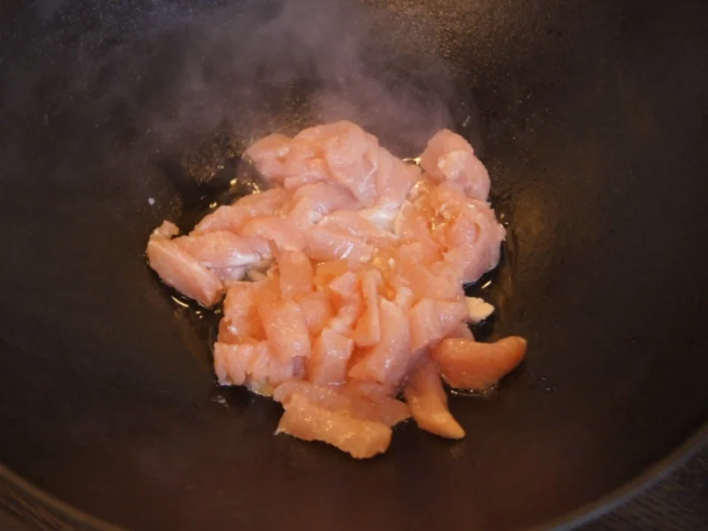 Rezept: Puten-Curry-Nudel-Wok Bild Nr. 6789 Puten-Curry-Nudel-Wok - Rezept - Bild Nr. 6789