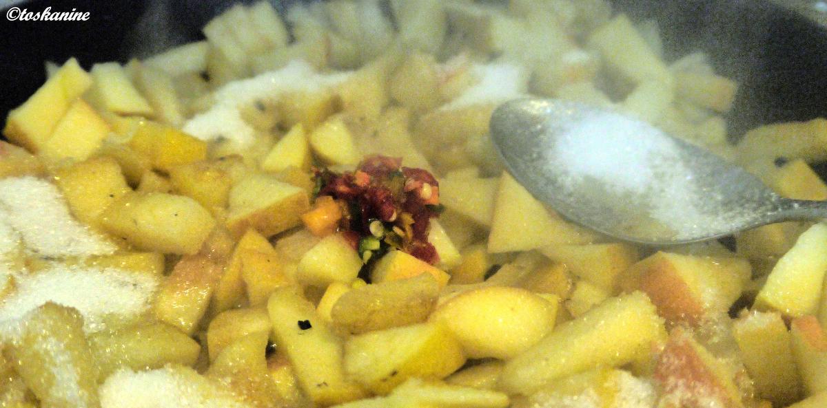 Apfel-Chili-Butter mit gerösteten Zwiebeln - Rezept - Bild Nr. 6
