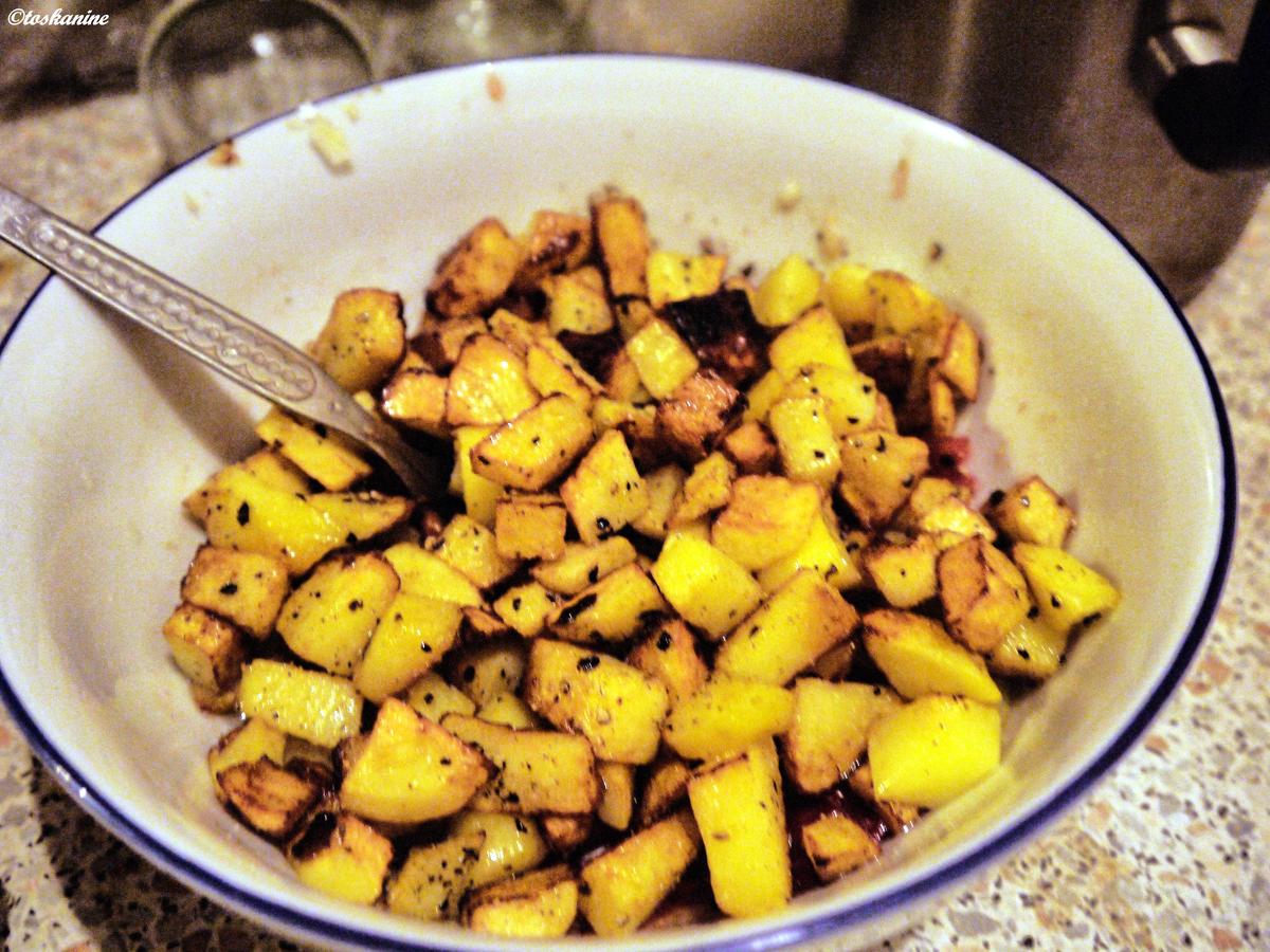 Warmer Bratkartoffelsalat mit ofengeröstetem Rosenkohl - Rezept - Bild Nr. 8