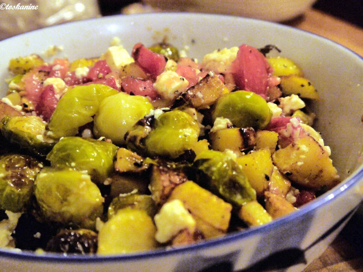 Warmer Bratkartoffelsalat mit ofengeröstetem Rosenkohl - Rezept - Bild Nr. 11