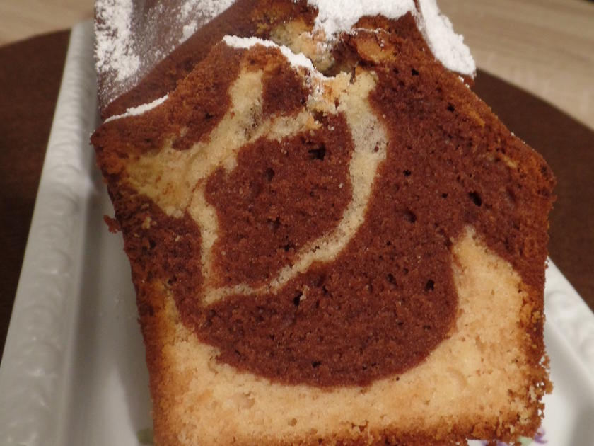 Marmorkuchen mit Marzipan - einfach - von Sheeva1960