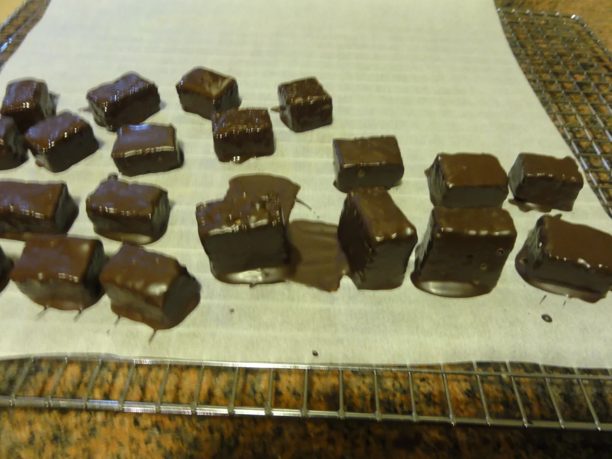 Biskuit:   BAUMKUCHEN ~ KONFEKT - Rezept - Bild Nr. 6796