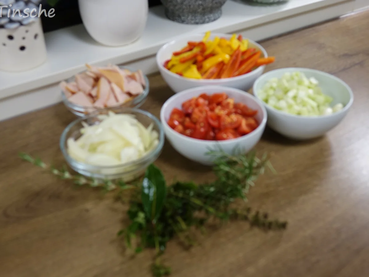 Mafaldine mit Paprika-Tomatensugo - Rezept - Bild Nr. 6810