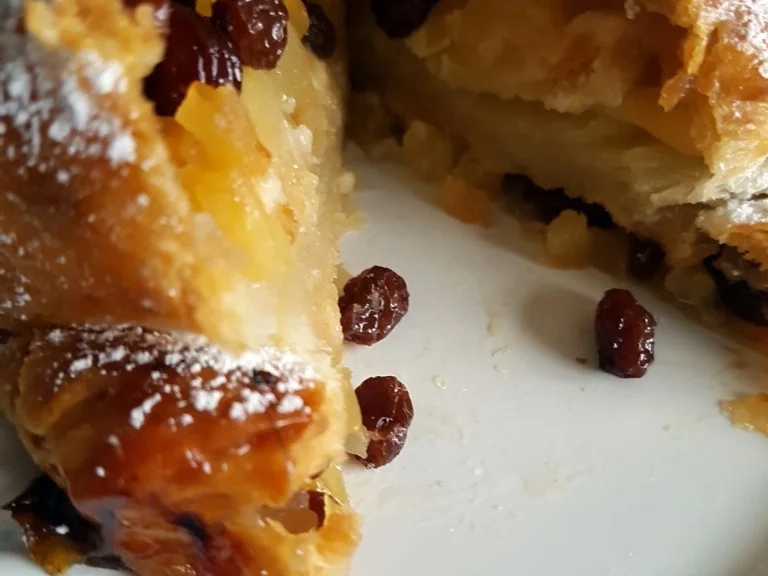 Apfelstrudel mit Marzipan - Rezept - Bild Nr. 6834