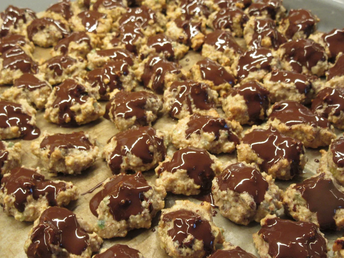 Rezept: Plätzchen: Lebkuchen-Busserl Bild Nr. 8 Plätzchen: Lebkuchen-Busserl - Rezept - Bild Nr. 8