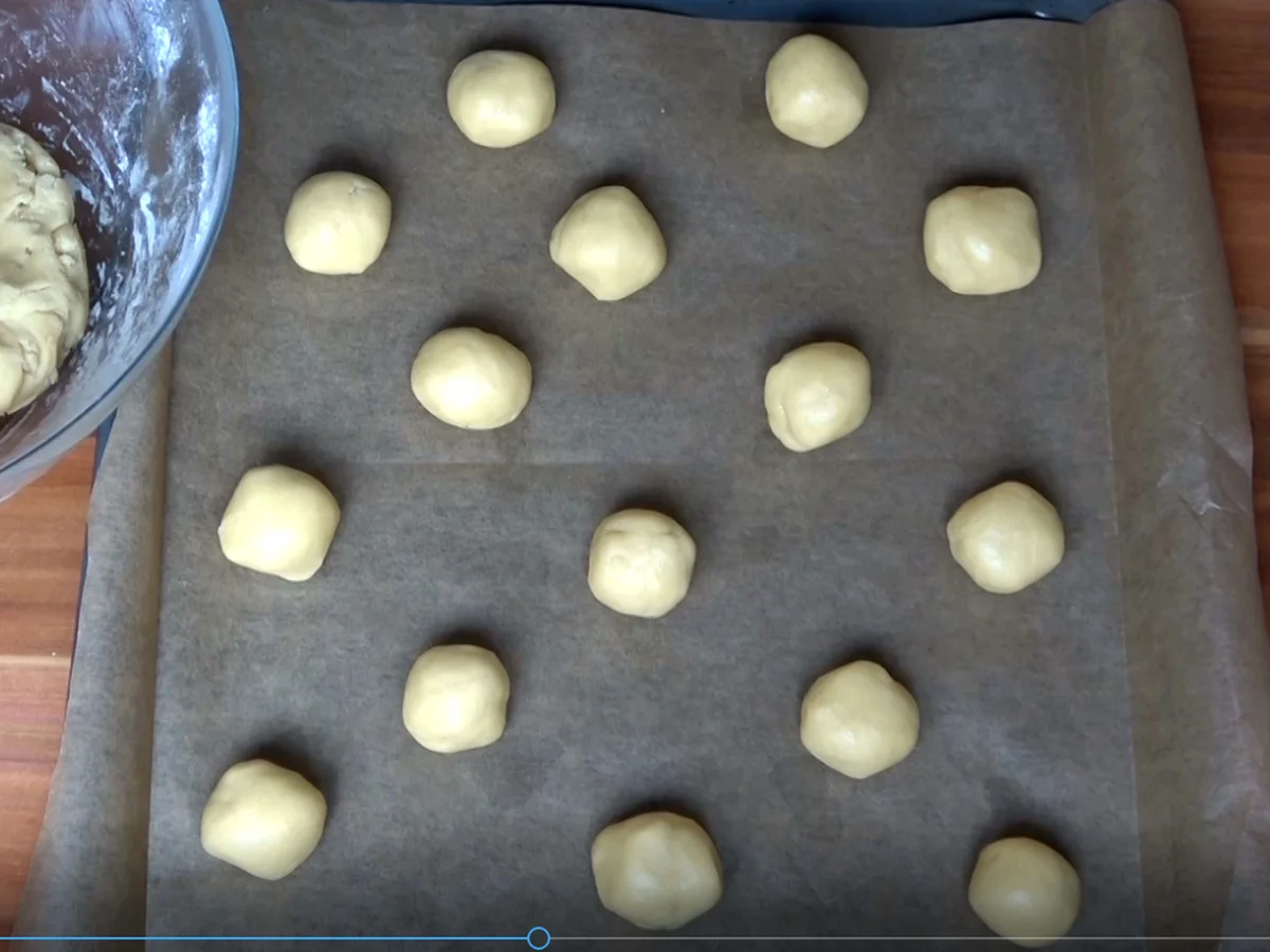 Mazu12 Schneebälle mit Nuss - Rezept - Bild Nr. 6818