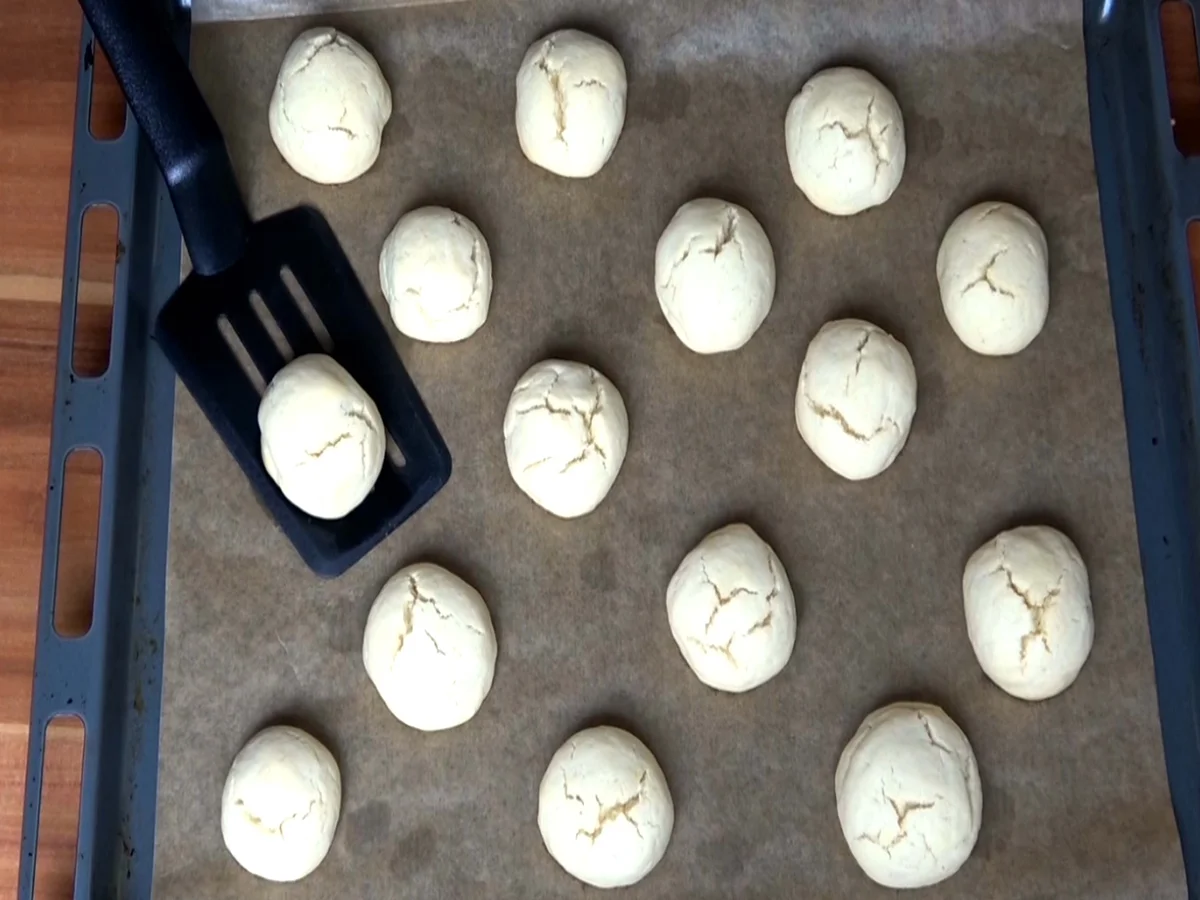 Mazu12 Schneebälle mit Nuss - Rezept - Bild Nr. 6819