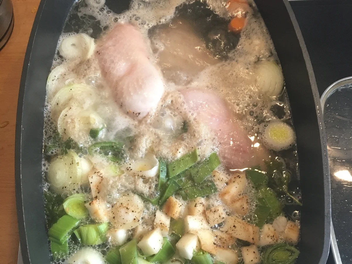 Rezept: klassische Nudelsuppe Bild Nr. 6827 klassische Nudelsuppe - Rezept - Bild Nr. 6827