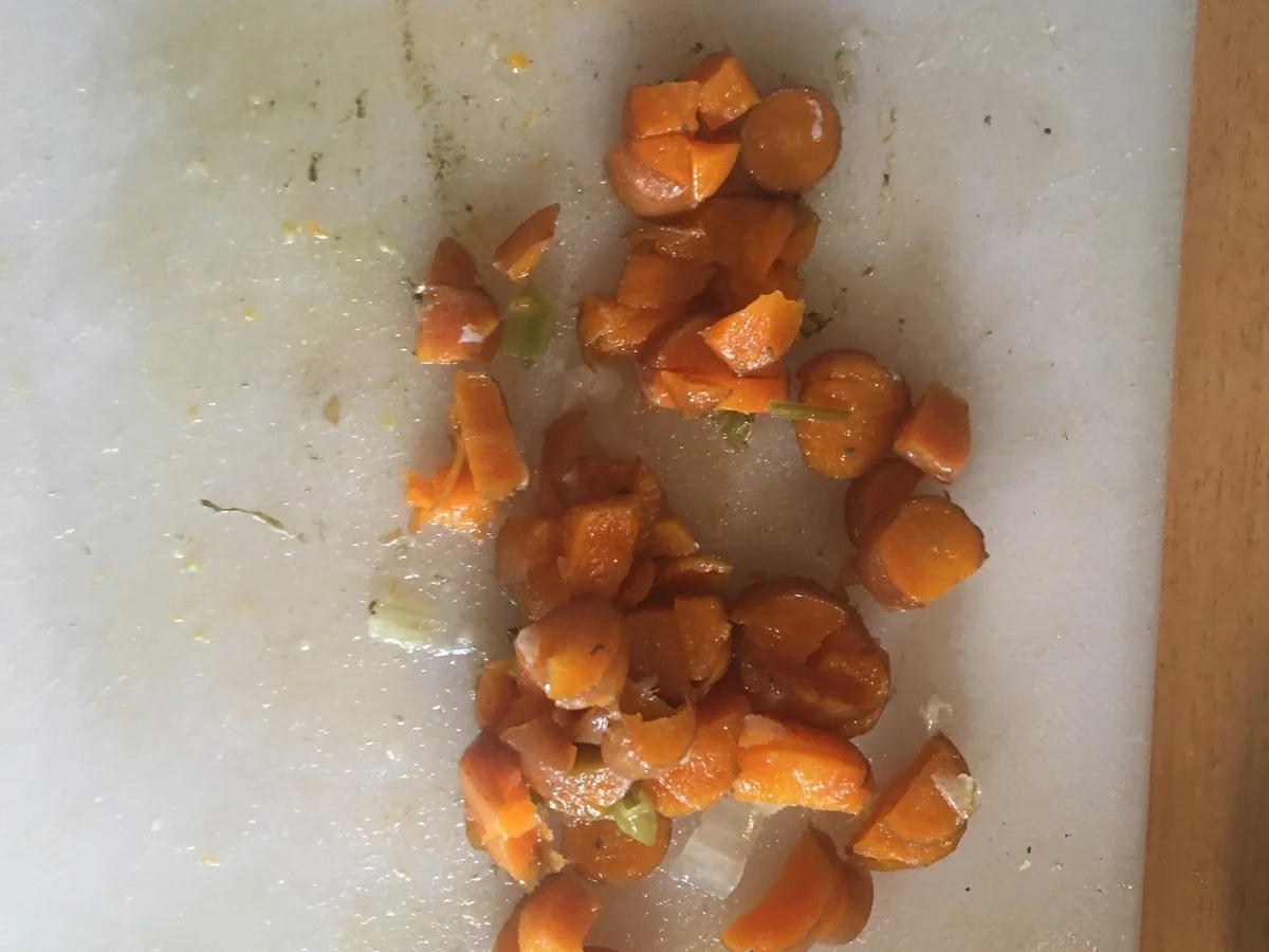 Rezept: klassische Nudelsuppe Bild Nr. 6831 klassische Nudelsuppe - Rezept - Bild Nr. 6831