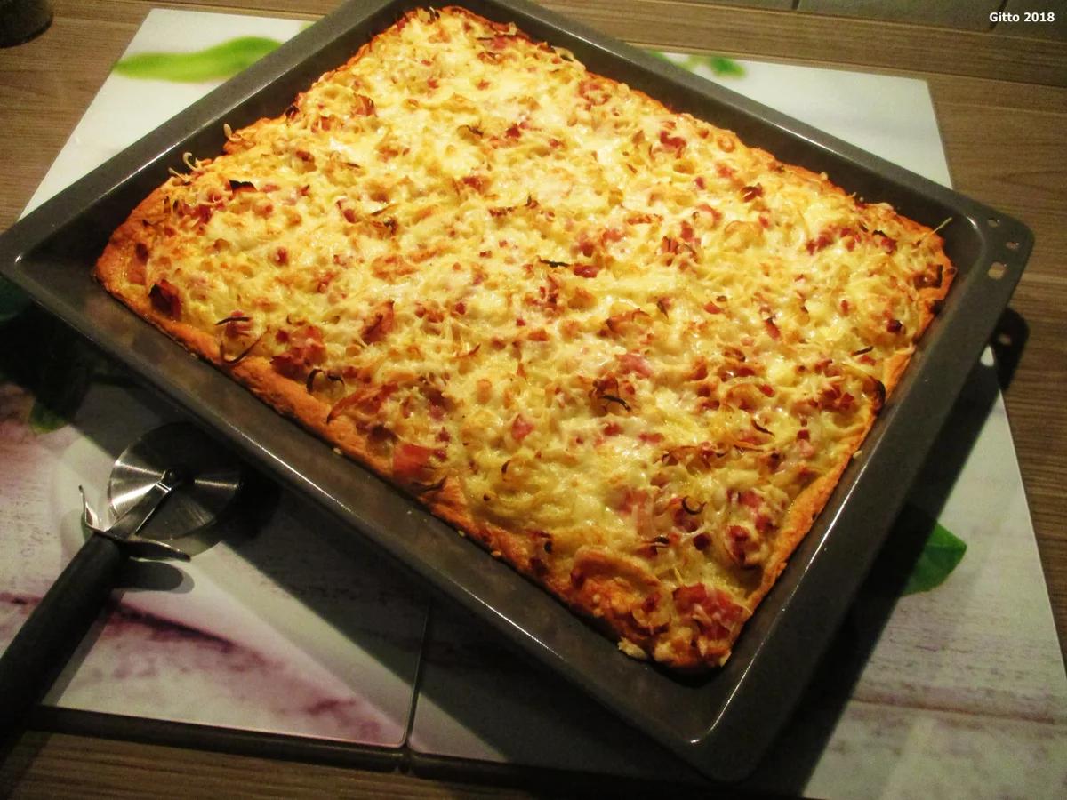 Rezept: Zwiebelkuchen mit Quark-Öl-Teig Bild Nr. 2 Zwiebelkuchen mit Quark-Öl-Teig - Rezept - Bild Nr. 2