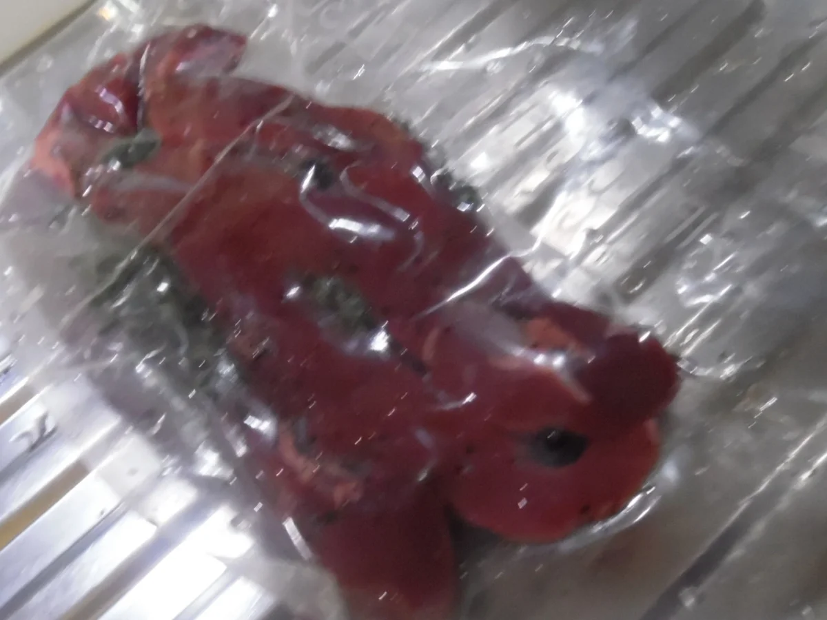 Rezept: Reh-Filet mit Waldbeeren-Soße, Walnuss-Knöpfle und Rosenkohl-Blättchen Bild Nr. 6843 Reh-Filet mit Waldbeeren-Soße, Walnuss-Knöpfle und Rosenkohl-Blättchen - Rezept - Bild Nr. 6843