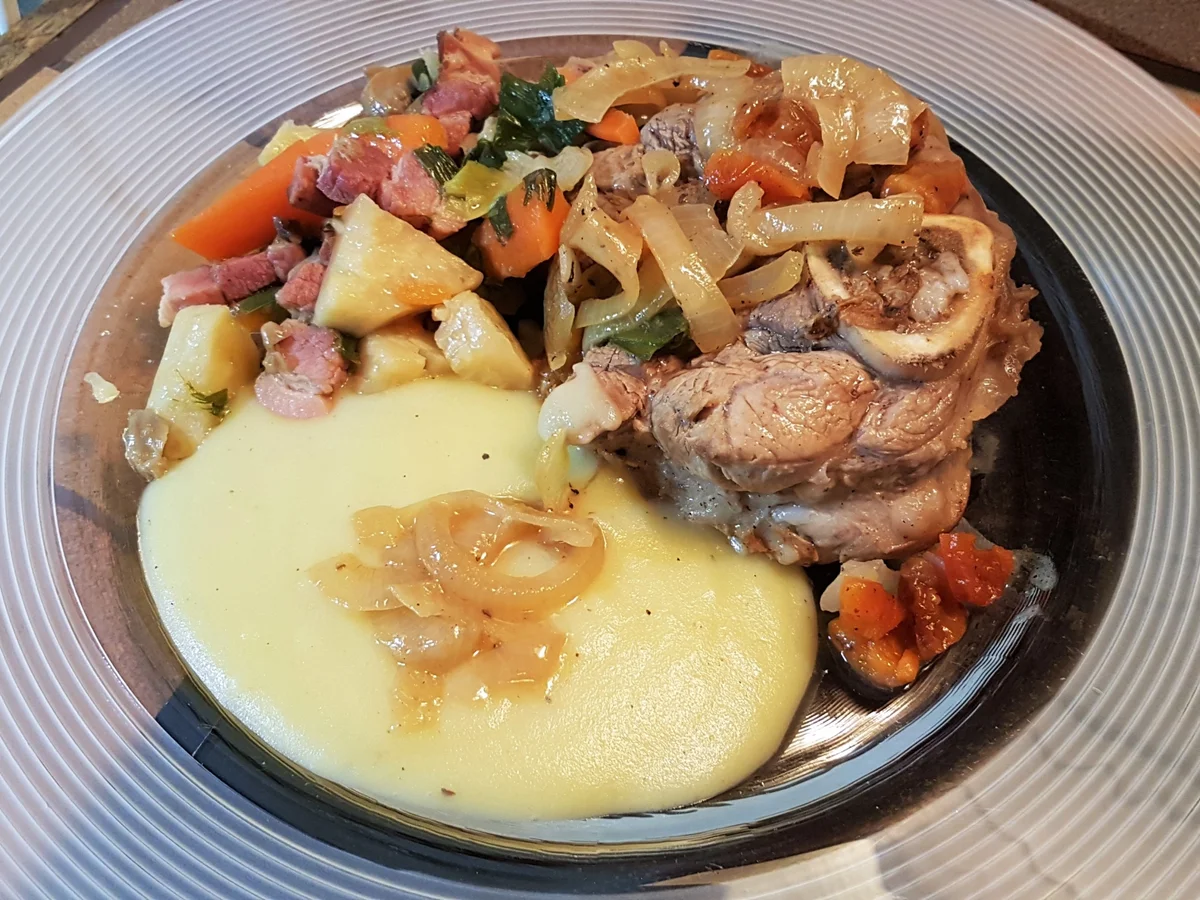 Ossobuco (Kalbshaxe) mit frischem Kartoffelstock (Kartoffelpüree) - Rezept - Bild Nr. 6834