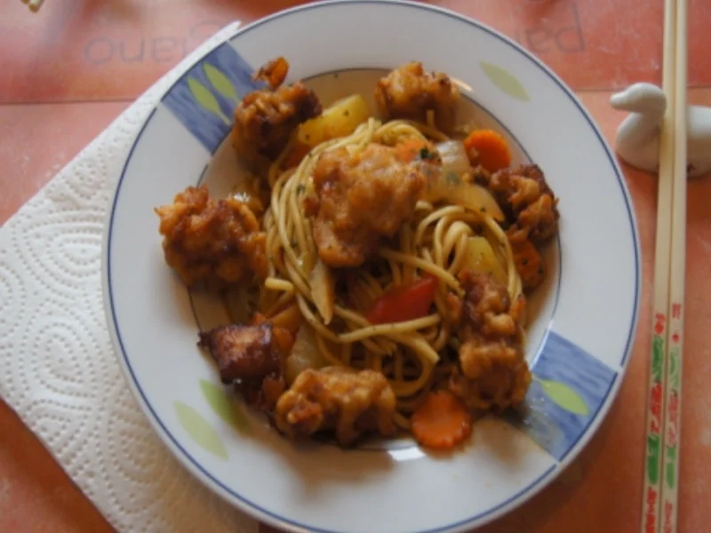 Ausgebacke Putenbrust mit Mie-Nudeln-Gemüsemix im Wok - Rezept - Bild Nr. 3