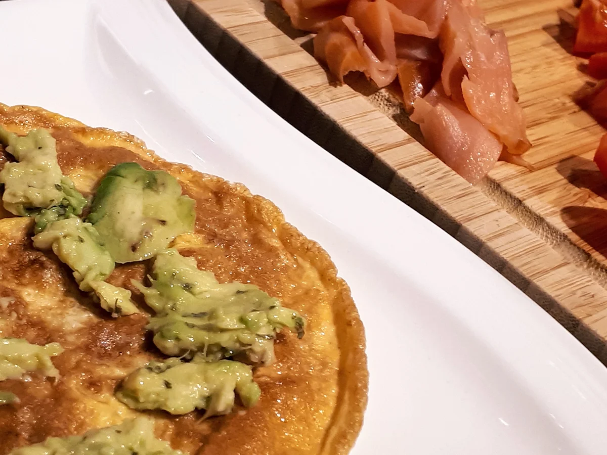 BiNe` S EIER - WRAP MIT RÄUCHERLACHS & TOMATE - Rezept - Bild Nr. 4