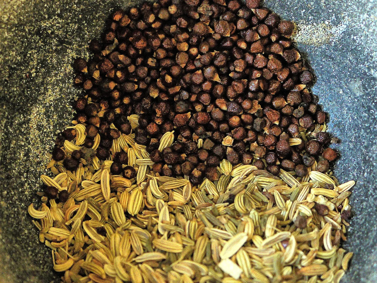 Mariniertes Schwein und Knöpfle in Tomatensauce - Rezept - Bild Nr. 6