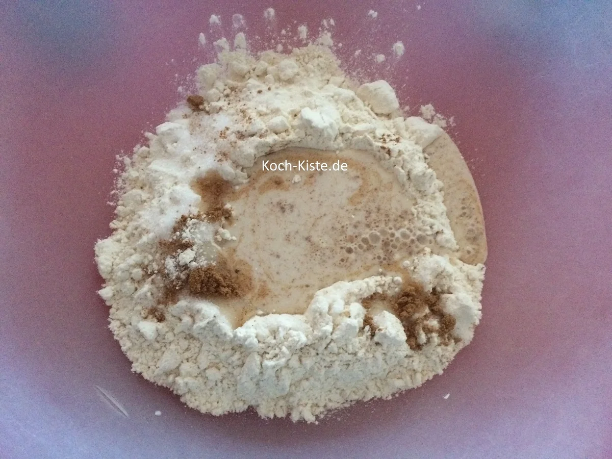 Rezept: Marzipan-Stollen Bällchen Bild Nr. 6871 Marzipan-Stollen Bällchen - Rezept - Bild Nr. 6871