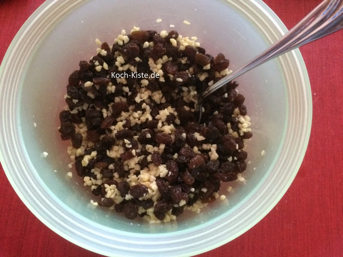 Rezept: Marzipan-Stollen Bällchen Bild Nr. 6872 Marzipan-Stollen Bällchen - Rezept - Bild Nr. 6872