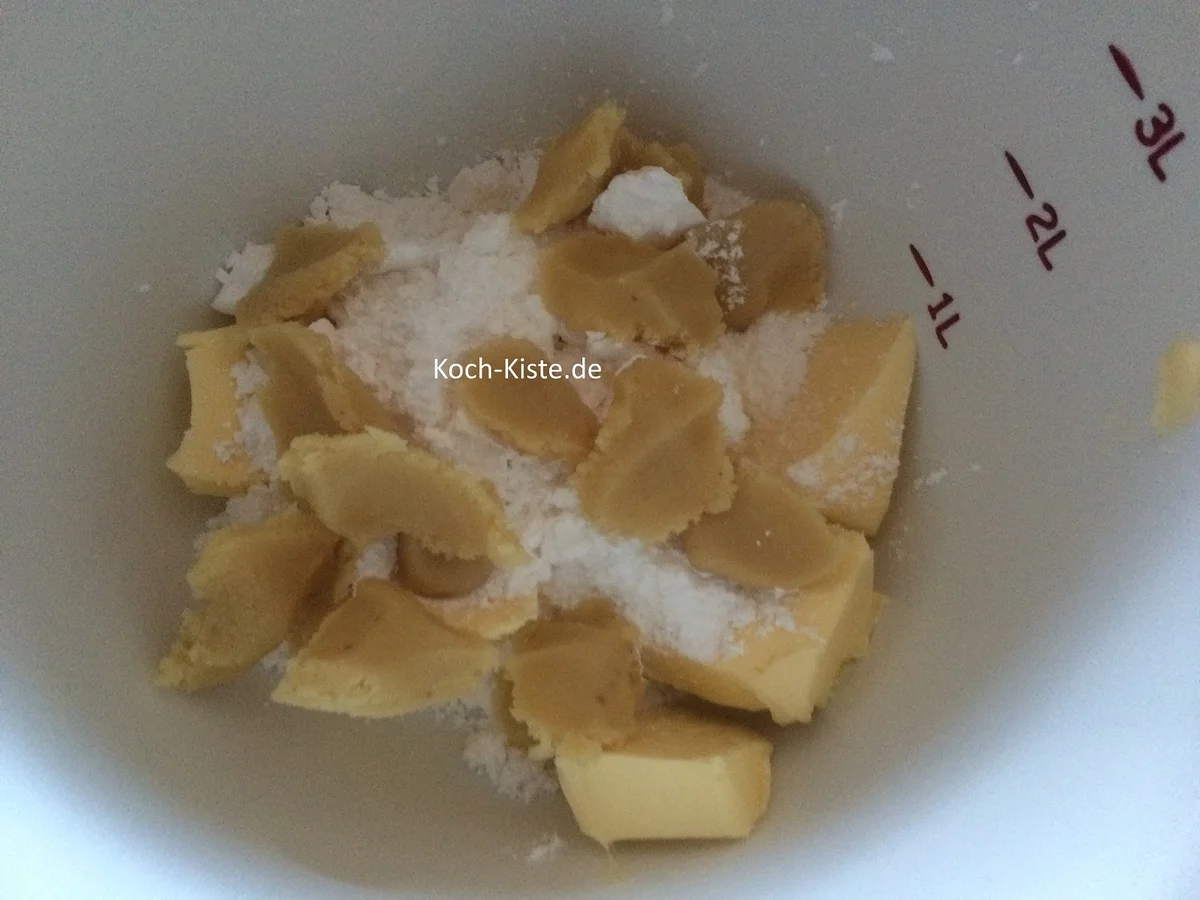 Rezept: Marzipan-Stollen Bällchen Bild Nr. 6873 Marzipan-Stollen Bällchen - Rezept - Bild Nr. 6873