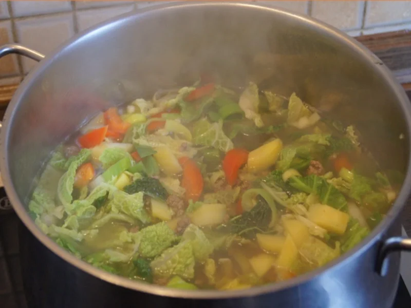 Rezept: Herzhafter Wintereintopf Bild Nr. 12 Herzhafter Wintereintopf - Rezept - Bild Nr. 12