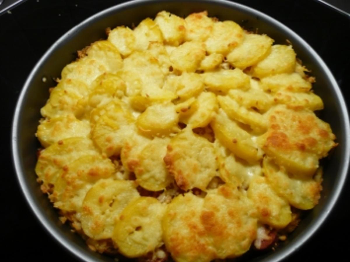 Sauerkrautkuchen mit Kartoffeln und Zwiebel fein gewürfelt - Rezept mit ...