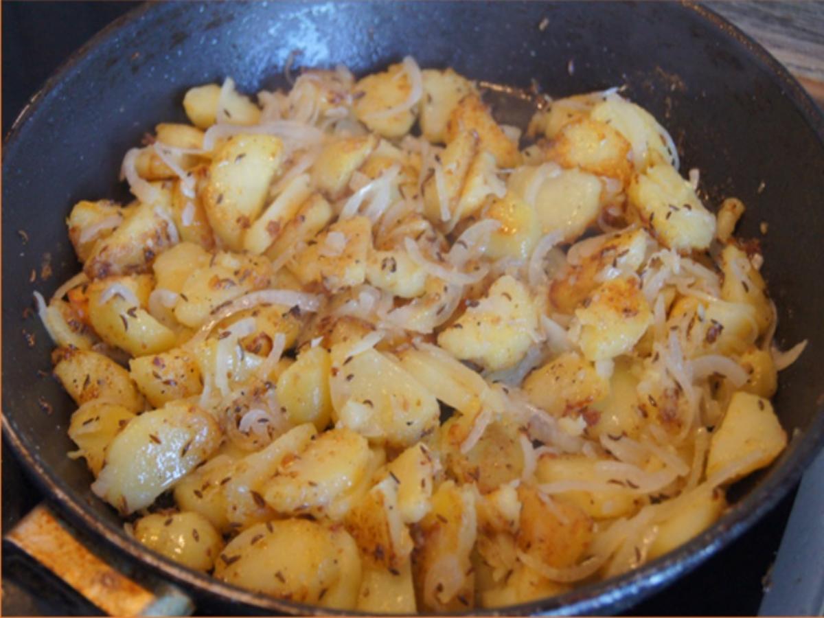 Alm-Schnitzel mit herzhaften Bratkartoffeln - Rezept - Bild Nr. 11