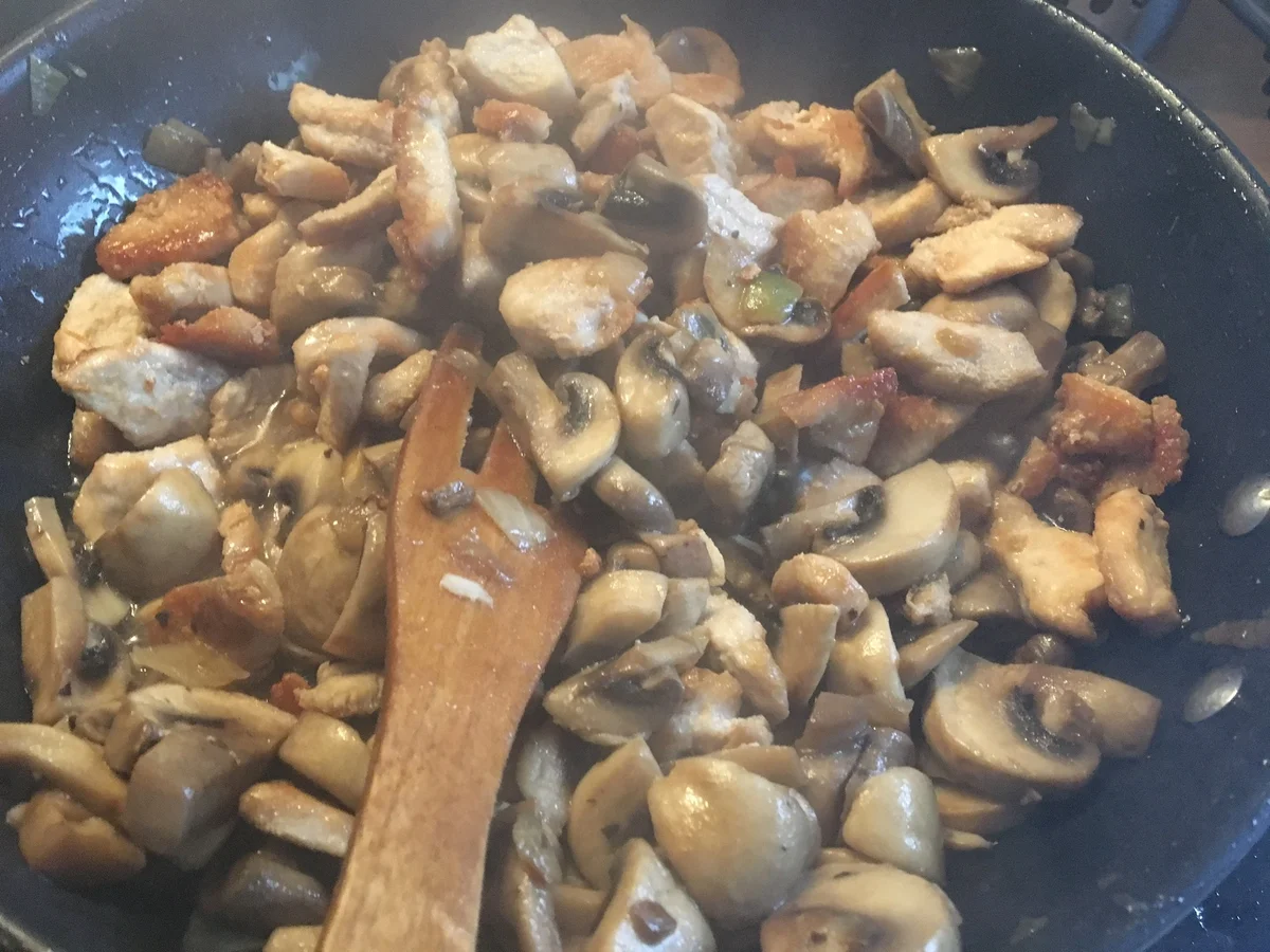 Rezept: Geschnetzeltes mit Champignons und Reis Bild Nr. 6894 Geschnetzeltes mit Champignons und Reis - Rezept - Bild Nr. 6894