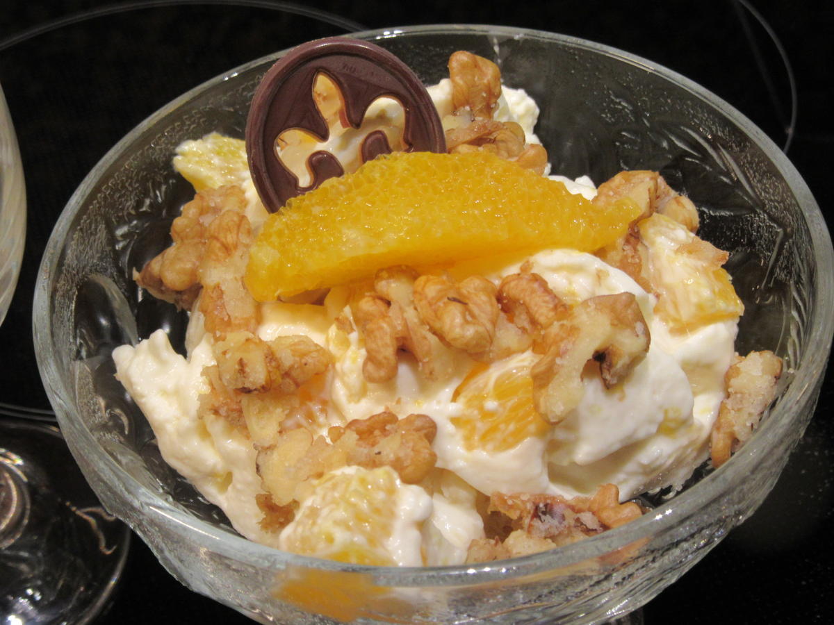 Dessert: Einfacher Orangenquark mit Walnusskrokant - Rezept - Bild Nr. 6897