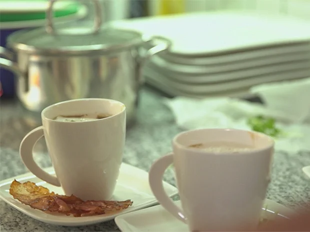 Cappuccino vom Steinpilz mit Schinkenchips - Rezept - Bild Nr. 2