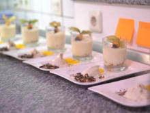 Feines Orangen-Mousse auf Cantuccini, Tonkabohnen-Eis, Grand Marnier-Orangen - Rezept - Bild Nr. 2