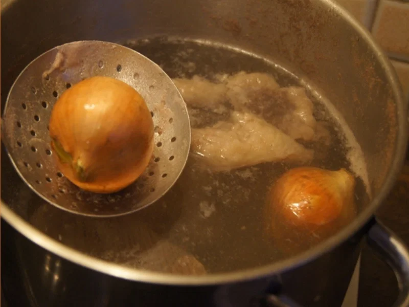 Tafelspitz mit Meerrettichsauce, Honigkarotten und Kartoffelpilzen - Rezept - Bild Nr. 6901