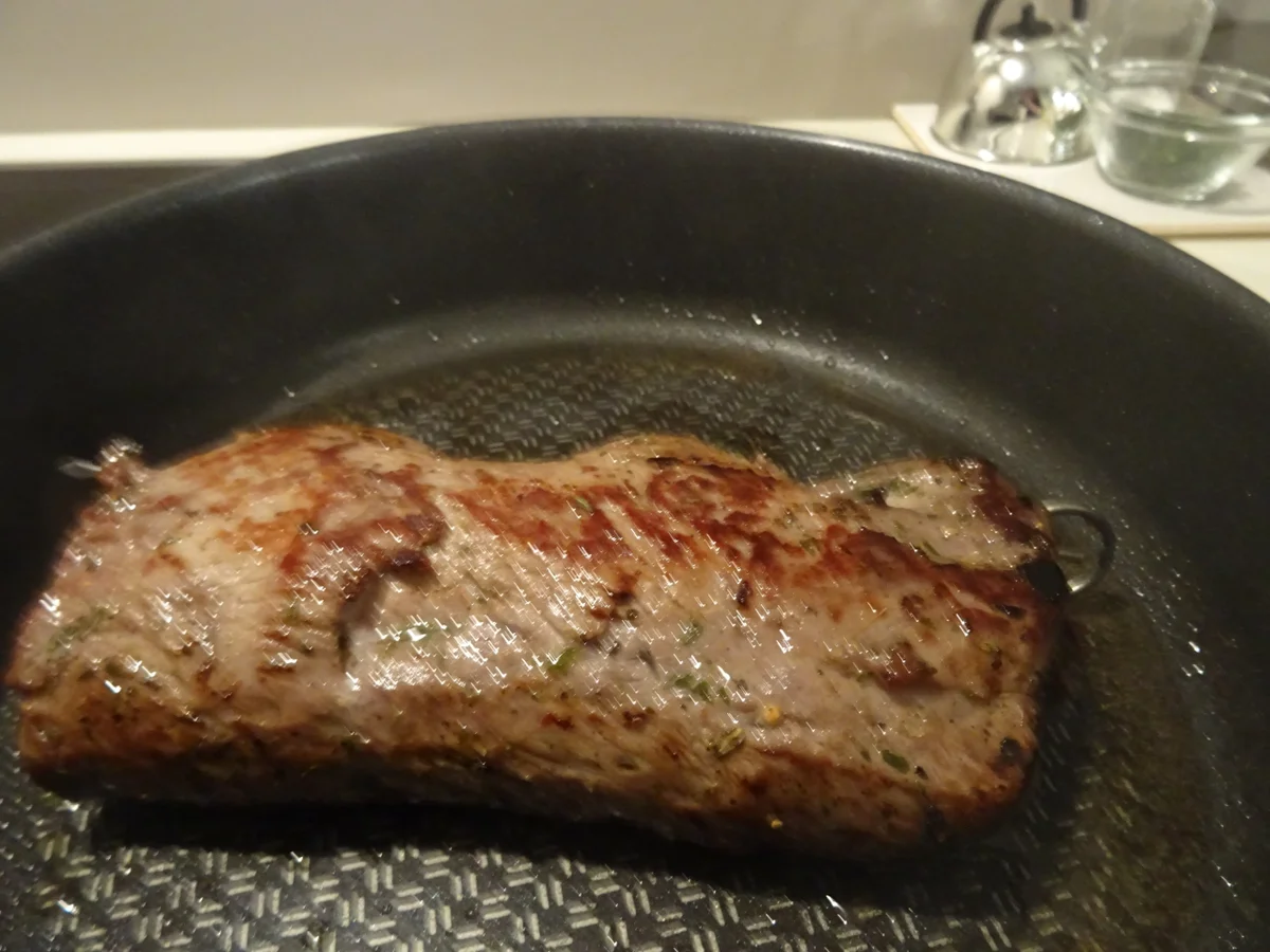 Rezept: Wildschwein-Rücken gefüllt und Walnusskruste Bild Nr. 6935 Wildschwein-Rücken gefüllt und Walnusskruste - Rezept - Bild Nr. 6935