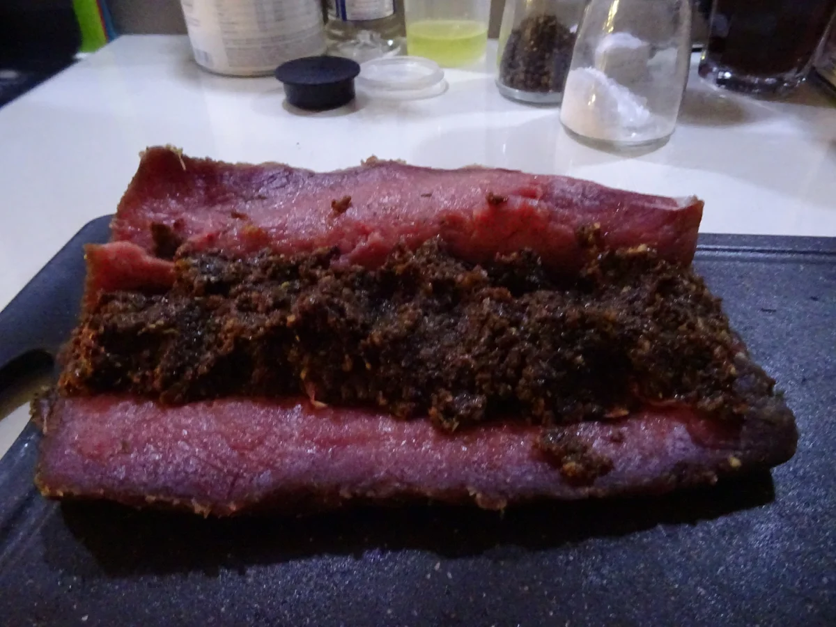 Rezept: Wildschwein-Rücken gefüllt und Walnusskruste Bild Nr. 6937 Wildschwein-Rücken gefüllt und Walnusskruste - Rezept - Bild Nr. 6937