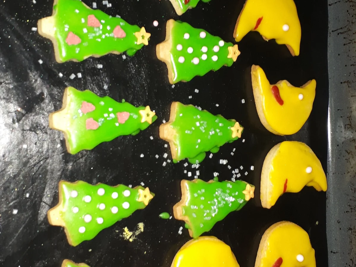 Rezept: Meine Butter-Plätzchen Bild Nr. 5 Meine Butter-Plätzchen - Rezept - Bild Nr. 5