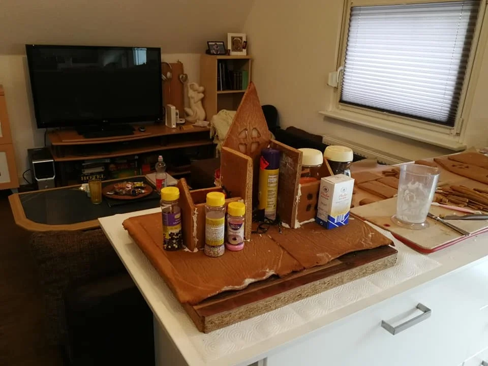 Großes Lebkuchenhaus  - Rezept - Bild Nr. 6915