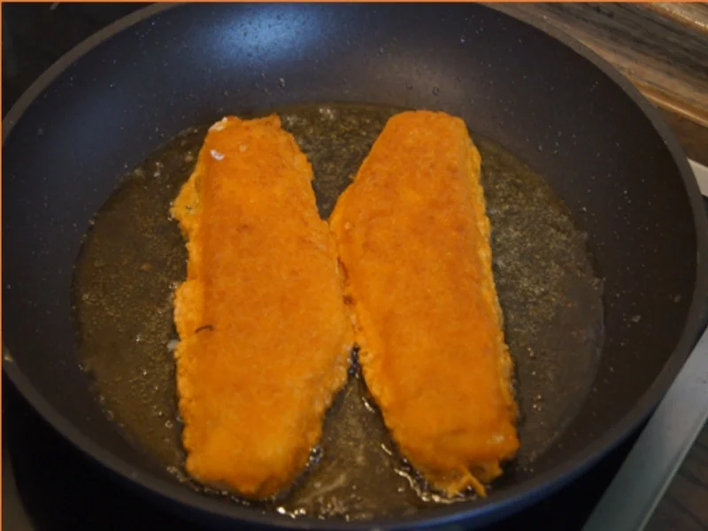 Alaska-Seelachsfilet mit Honig-Ingwer-Möhren und Süßkartoffelstampf - Rezept - Bild Nr. 6