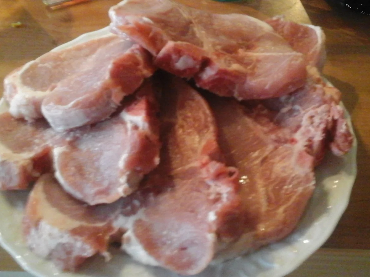 Rezept: Backofenkoteletts mit Brokkoli und Kartoffeln Bild Nr. 6932 Backofenkoteletts mit Brokkoli und Kartoffeln - Rezept - Bild Nr. 6932