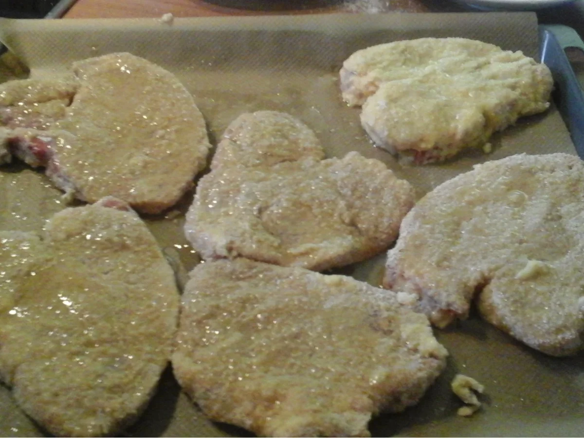 Rezept: Backofenkoteletts mit Brokkoli und Kartoffeln Bild Nr. 6935 Backofenkoteletts mit Brokkoli und Kartoffeln - Rezept - Bild Nr. 6935