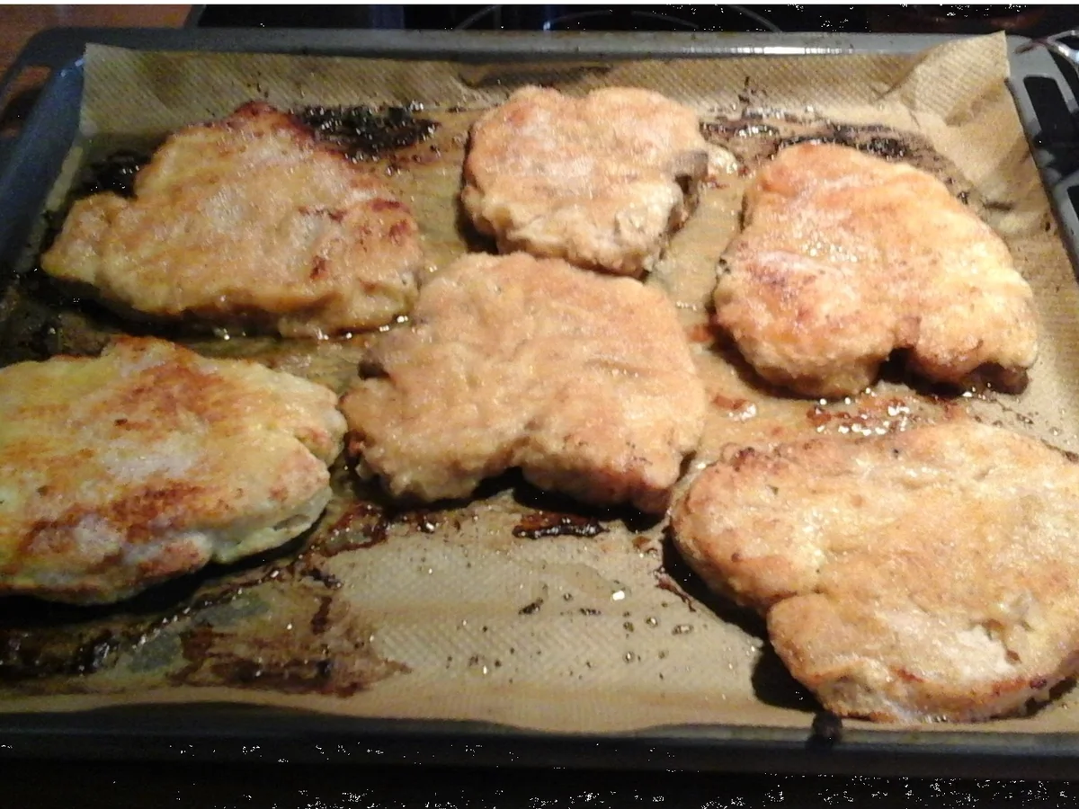 Rezept: Backofenkoteletts mit Brokkoli und Kartoffeln Bild Nr. 6937 Backofenkoteletts mit Brokkoli und Kartoffeln - Rezept - Bild Nr. 6937