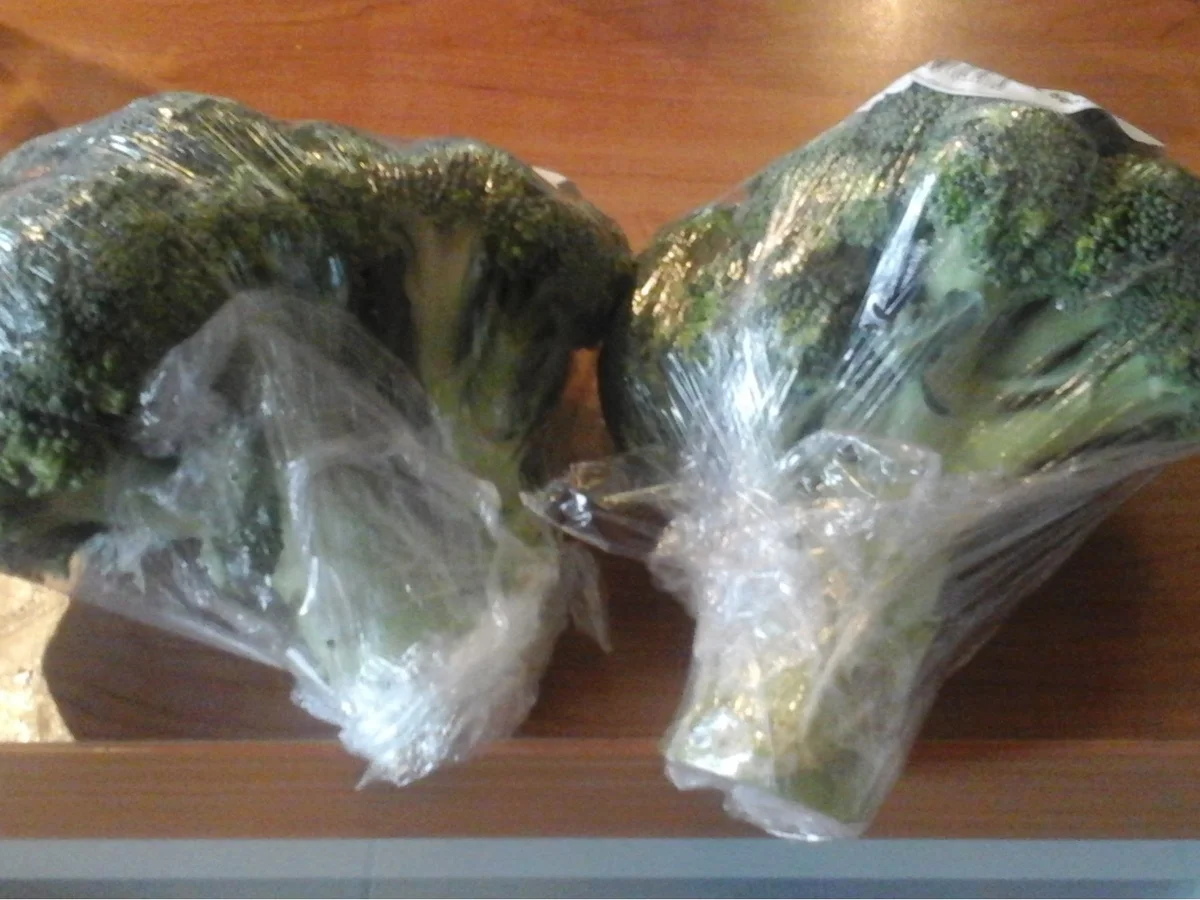 Rezept: Backofenkoteletts mit Brokkoli und Kartoffeln Bild Nr. 6939 Backofenkoteletts mit Brokkoli und Kartoffeln - Rezept - Bild Nr. 6939