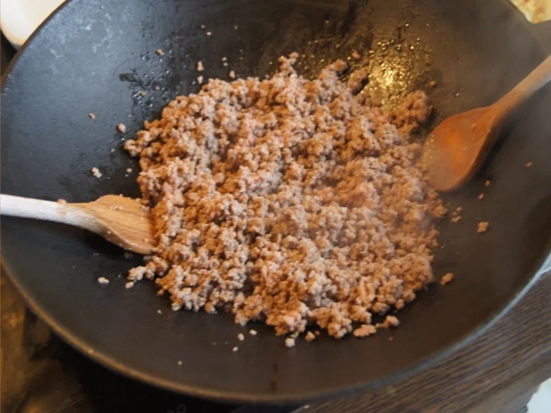 Hackfleisch mit Wirsing im Wok mit Kartoffeln - Rezept - Bild Nr. 9