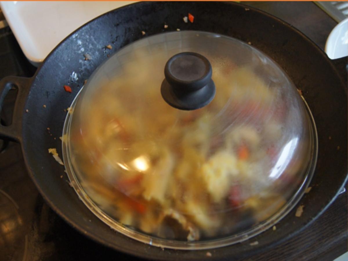 Hackfleisch mit Wirsing im Wok mit Kartoffeln - Rezept - Bild Nr. 16