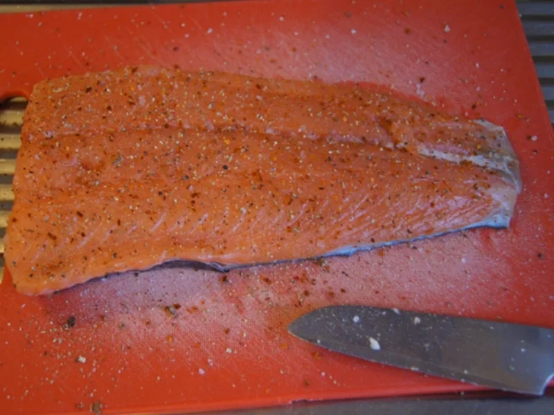 Backofenlachsfilet auf Champignons mit Zuckerschotenpüree und Süßkartoffelstampf - Rezept - Bild Nr. 6939