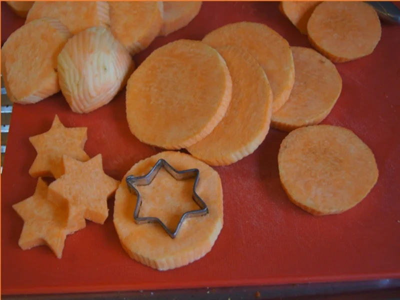 Backofenlachsfilet auf Champignons mit Zuckerschotenpüree und Süßkartoffelstampf - Rezept - Bild Nr. 6943