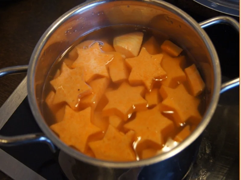 Backofenlachsfilet auf Champignons mit Zuckerschotenpüree und Süßkartoffelstampf - Rezept - Bild Nr. 6944