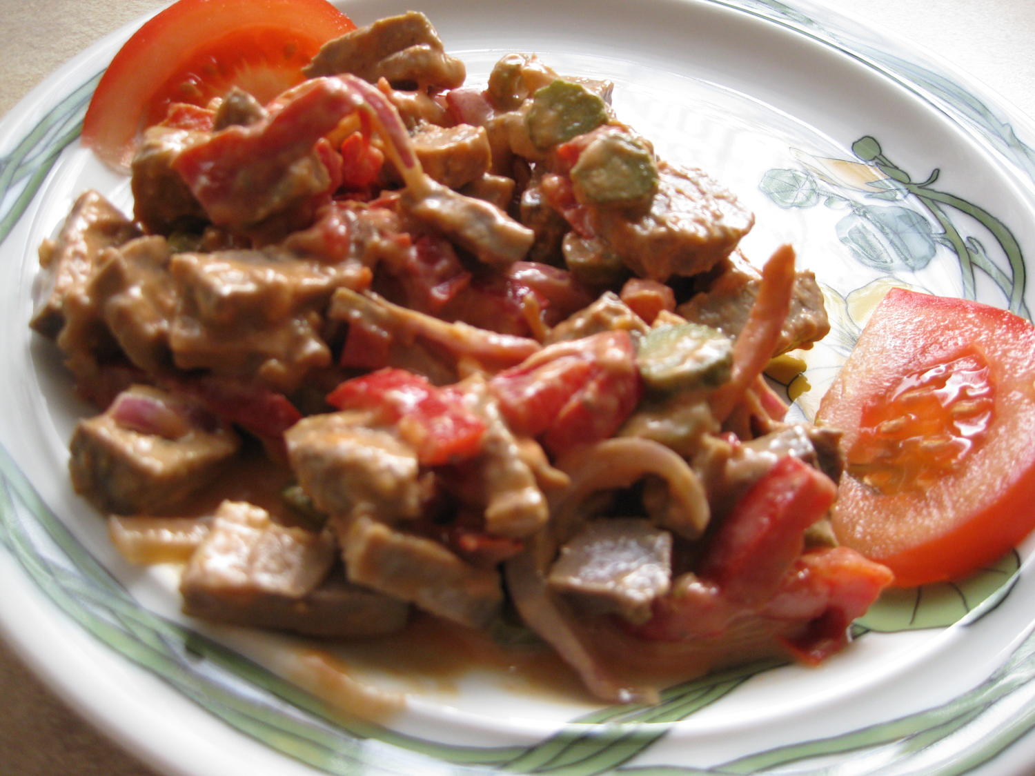 Rindfleischsalat auf pikante Art - Rezept - kochbar.de